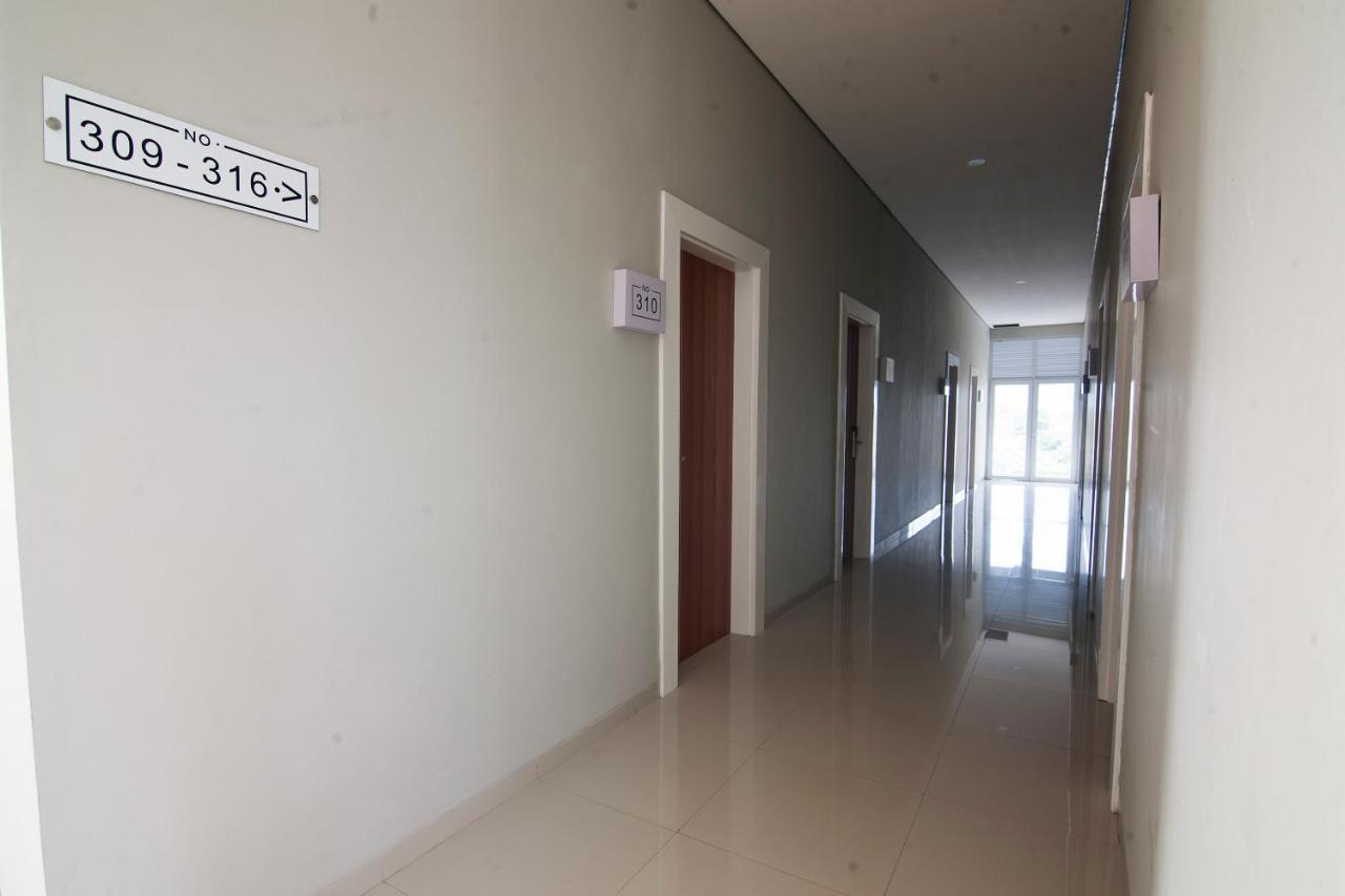 Oyo 2816 Privato Suite Kembaran Zewnętrze zdjęcie